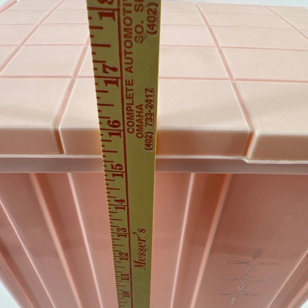Festival Vintage Pink Plastic Laundry Hamper Retro Mid Century Storage Bin